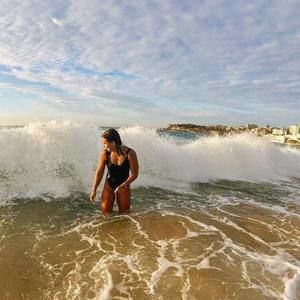 Meet your Posher, Courtney